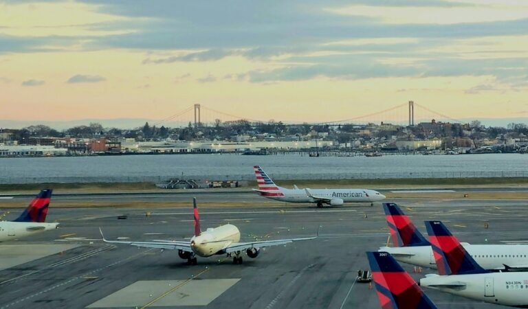How to Get From LaGuardia (LGA) to Times Square: Complete 2025 Guide