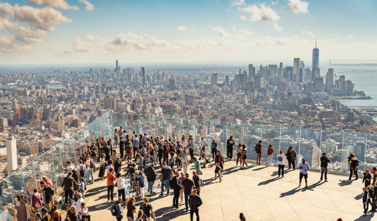 The Edge vs Top of the Rock: Which NYC Observation Deck Is Better?