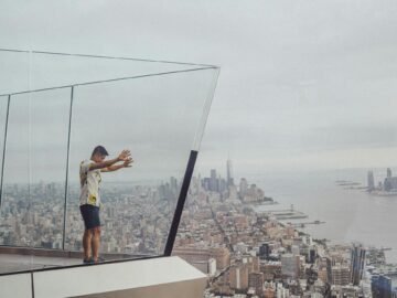 Best Time to Visit Edge NYC