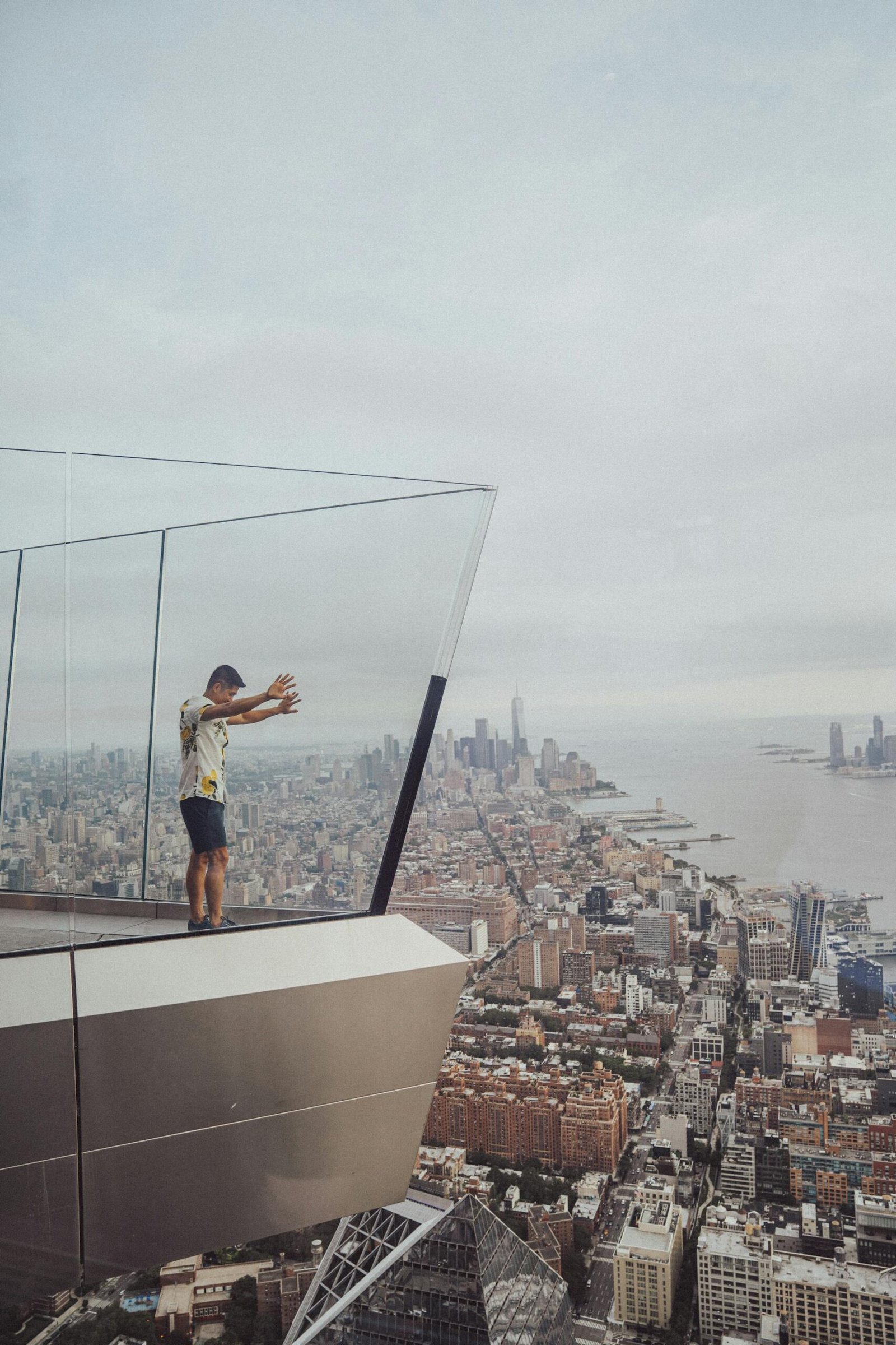 Best Time to Visit Edge NYC