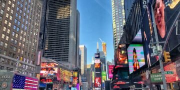 How to Get from Newark Airport to Times Square